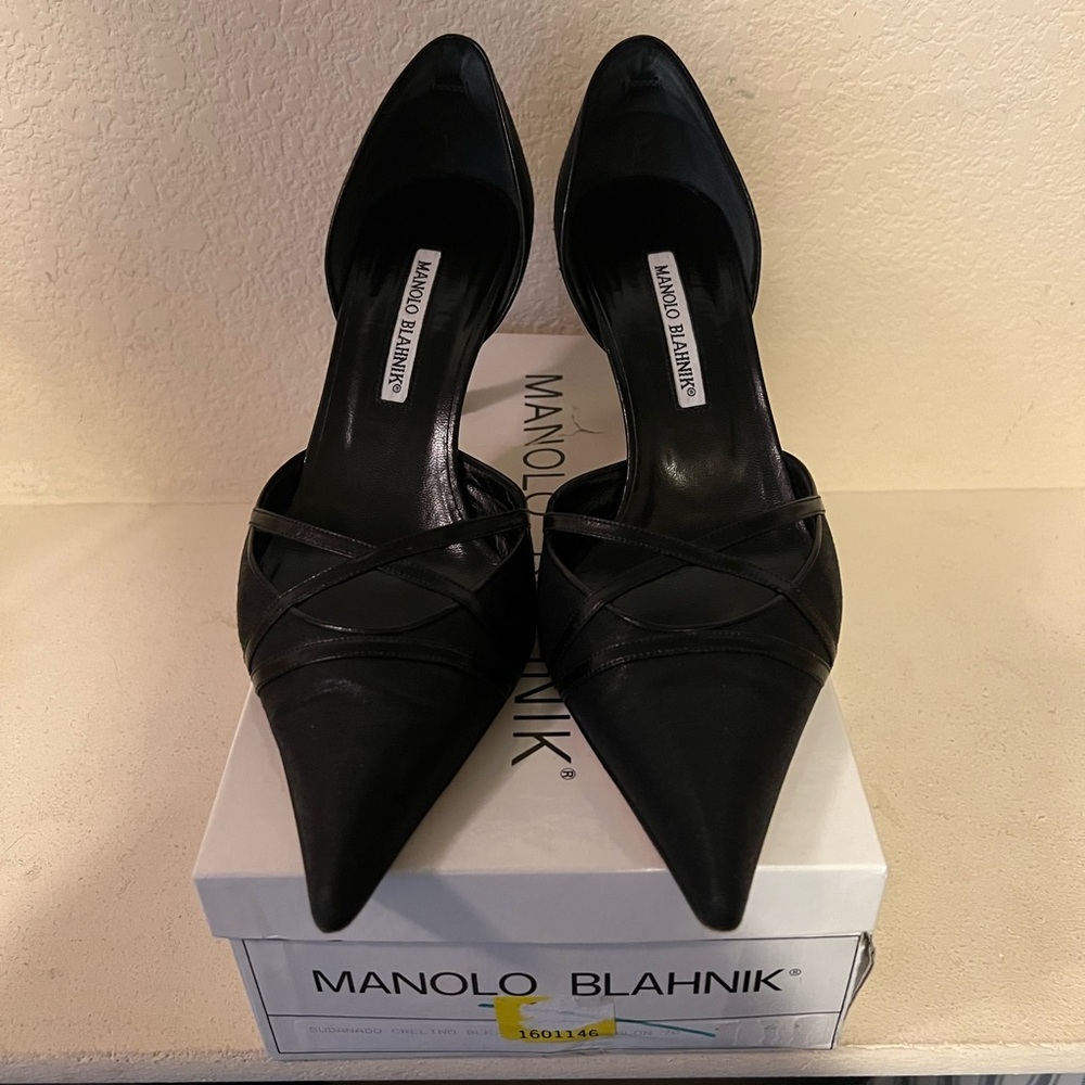 Manolo Blahnik Black Pointed Heels
